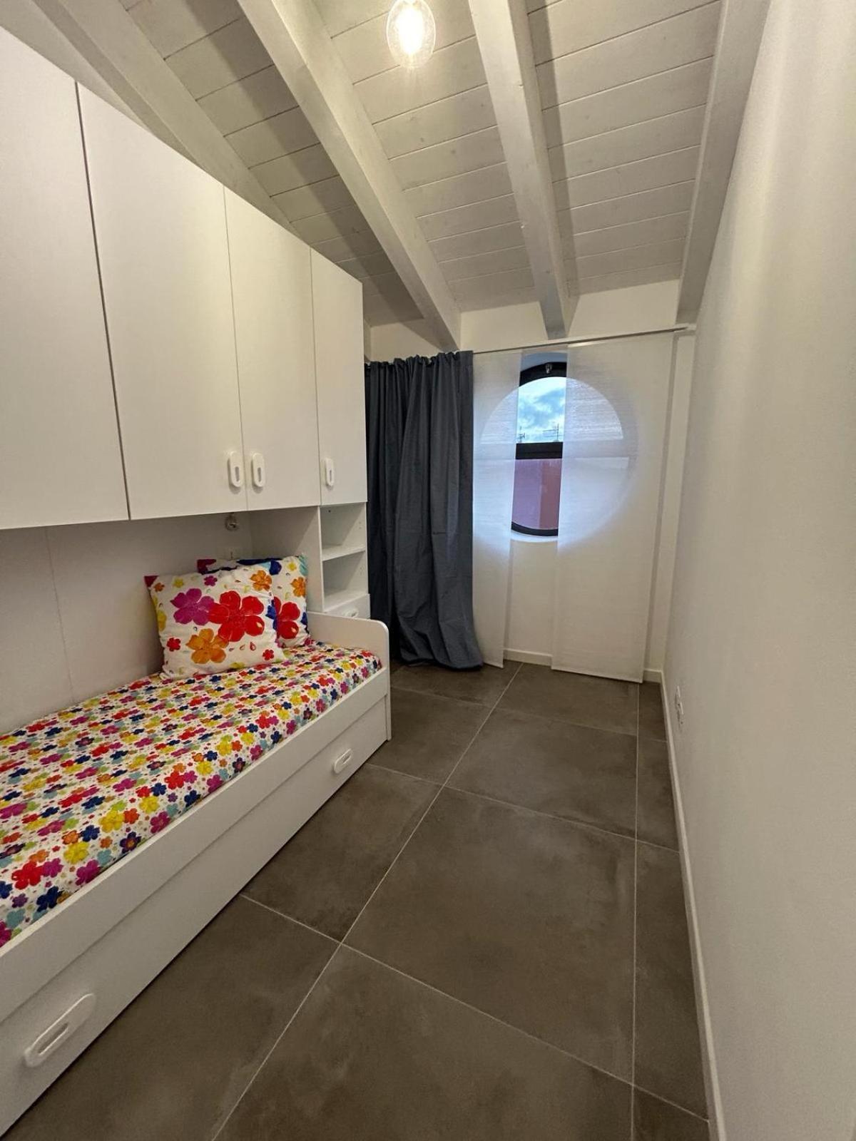 Family House Apartment Porto Torres Luaran gambar